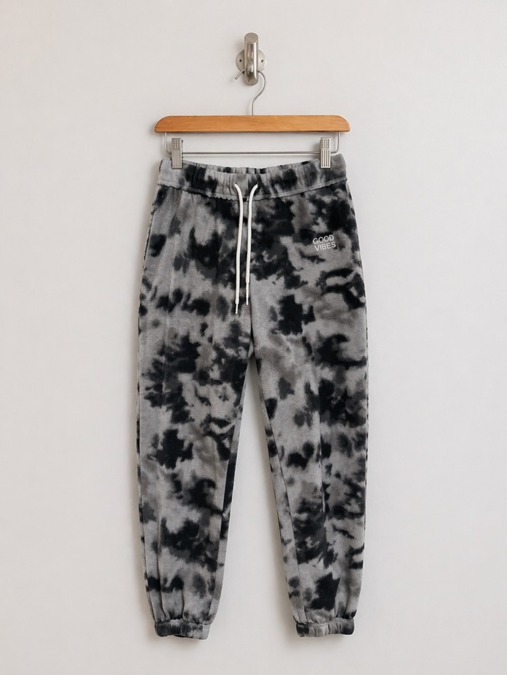 No Boundaries Tie Dye Joggers Gray Black Size M 7-9 Good Vibes Fleece Sweatpants